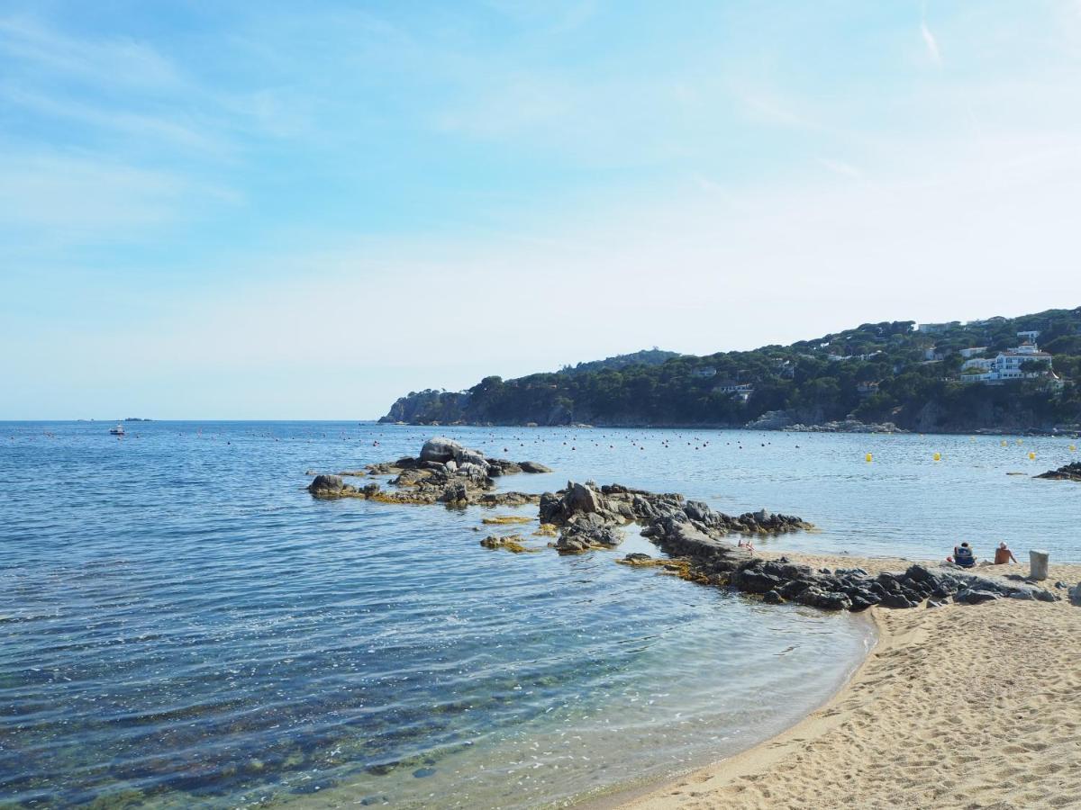 Apartament Amb Piscina I Aparcament - Baixos Amb Jardinet Calella De Palafrugell Kültér fotó