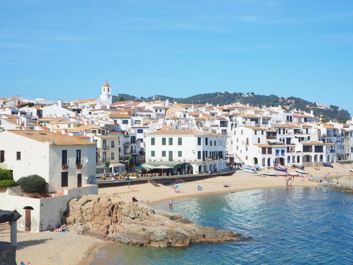 Apartament Amb Piscina I Aparcament - Baixos Amb Jardinet Calella De Palafrugell Kültér fotó