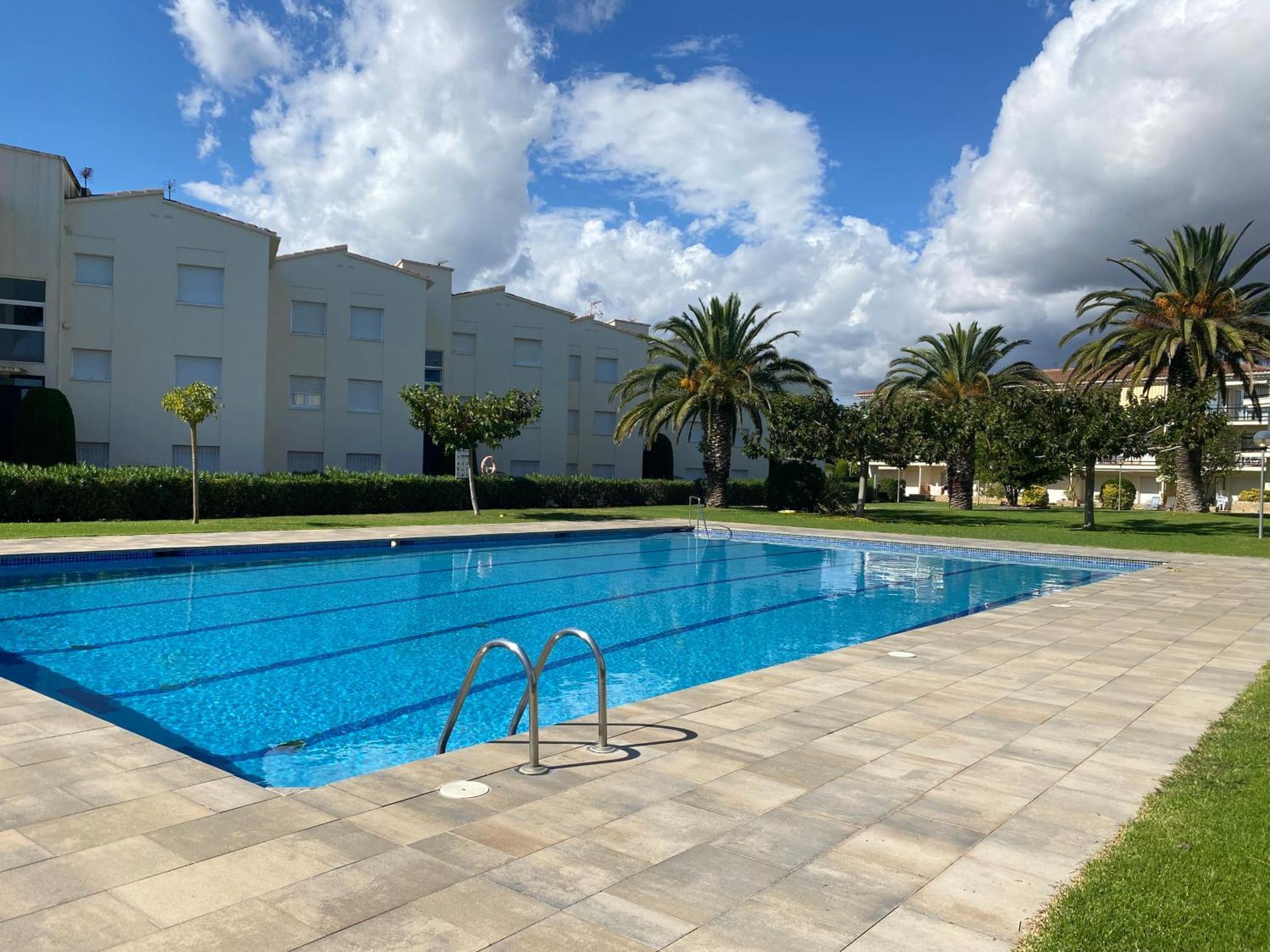 Apartament Amb Piscina I Aparcament - Baixos Amb Jardinet Calella De Palafrugell Kültér fotó