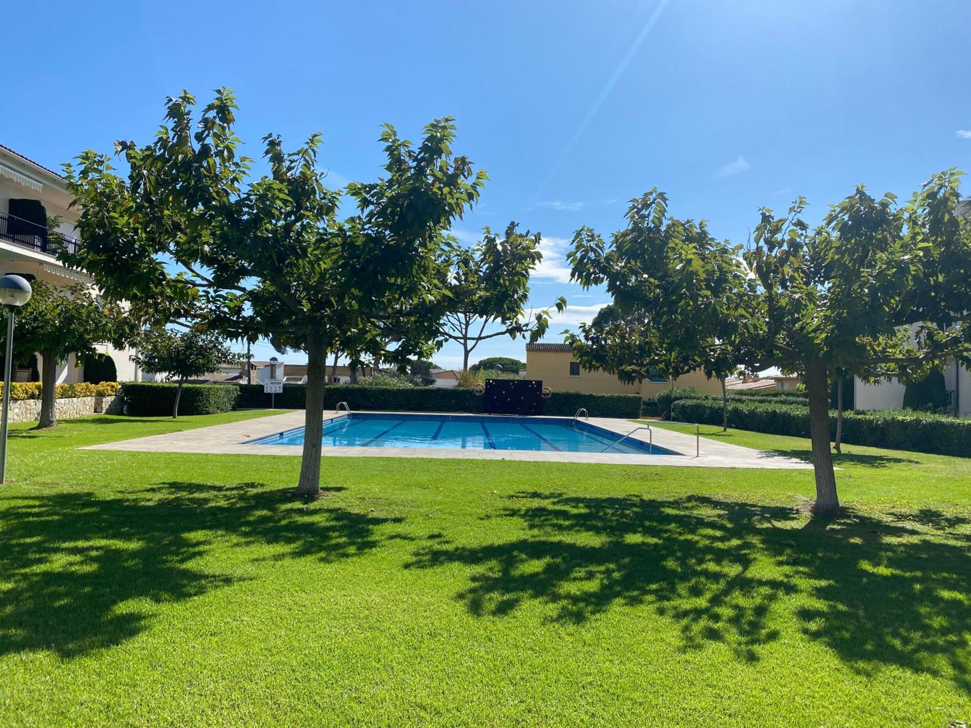 Apartament Amb Piscina I Aparcament - Baixos Amb Jardinet Calella De Palafrugell Kültér fotó